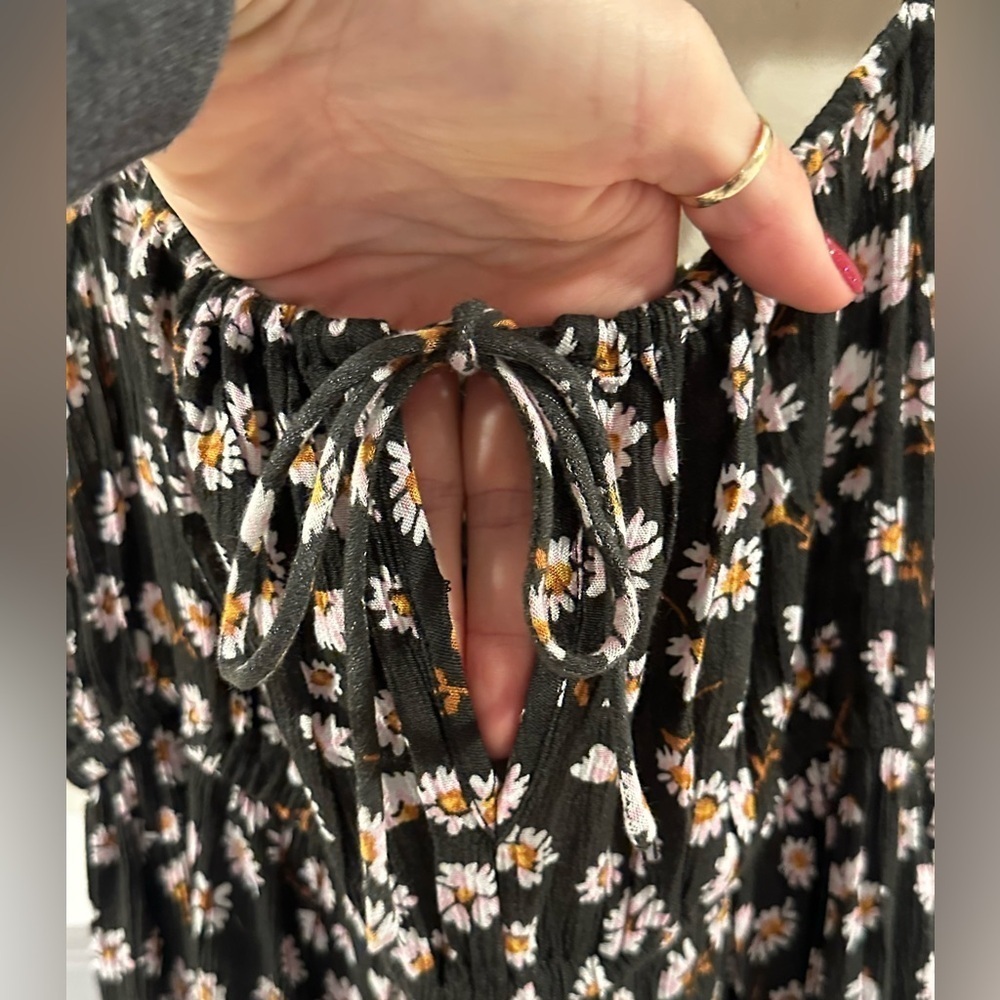 Floral Black Dress - Picture 4 of 7